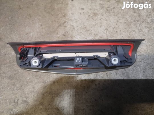 Opel corsa D potféklámpa 