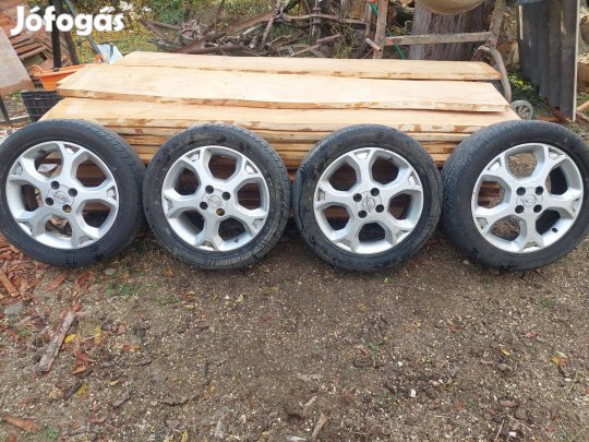 Opel gyári felni nyárigumival