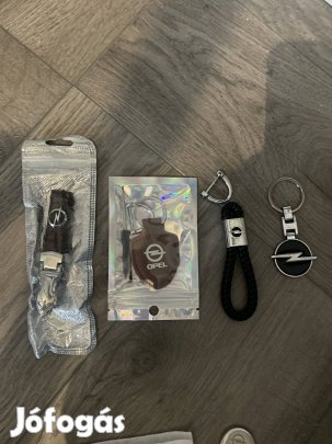 Opel kiegészítők