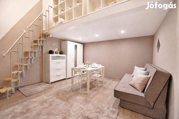 Operánál, Igényes, Teljesen Berendezett, Gépesített Lakás Kiadó!