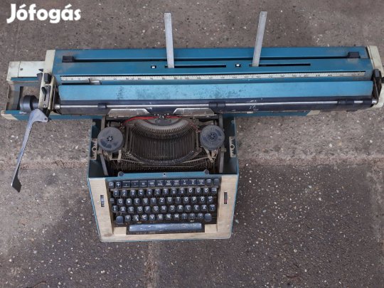 Optima M16 írógép eladó