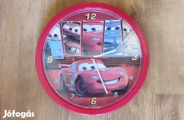 Óra falióra elemes Mcqueen Disney