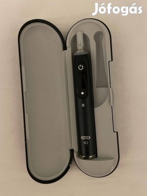 Oralb iO 8 elektromos fogkefe + fejek