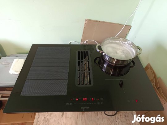 Oranier beépíthető indukciós főzőlap,beépített páraelszívóval,78cm