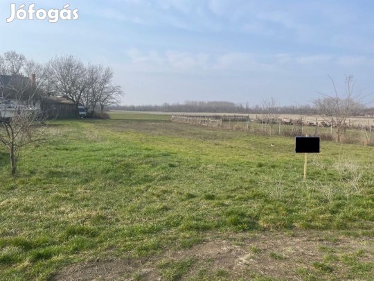 Ordason kedvező méretű építési telek eladó!