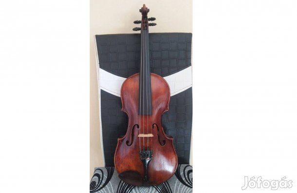 Öreg hegedű keresi új gazdáját