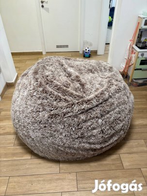 Óriás bundás fotel ággyá alakítható babzsák műszőrme puha