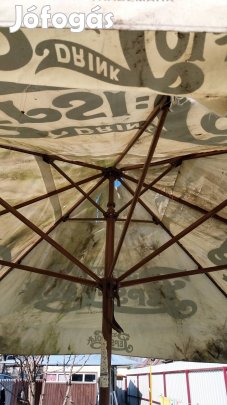 Óriás napernyő 