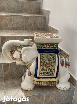 Óriási Színes elefánt