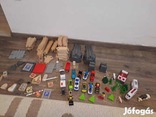 Óriási fa vonat és pálya 