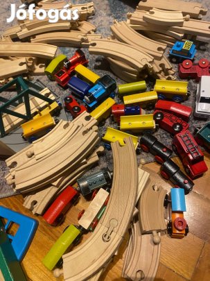 Óriási fa vonat készlet,dobozzal