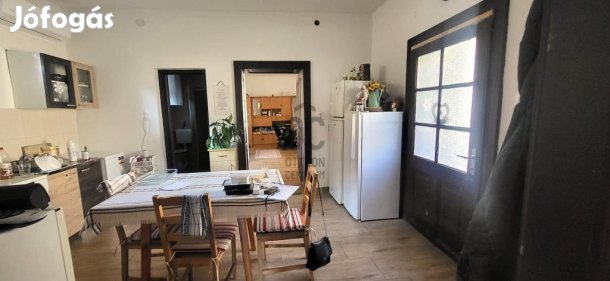 Örkényi 100 nm-es ház eladó