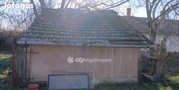 Örményesi 73 nm-es ház eladó