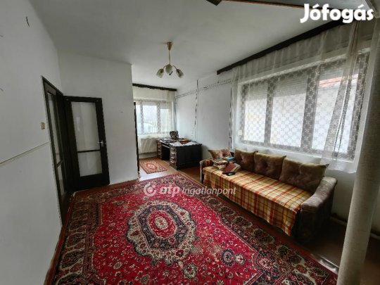 Örményesi 89 nm-es ház eladó