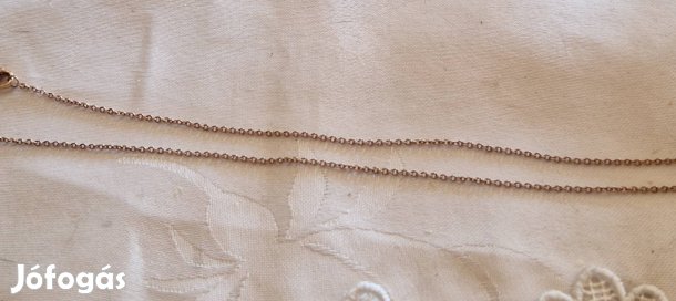 Örök összetartozás szimboluma nyaklánc gyűrűkkel