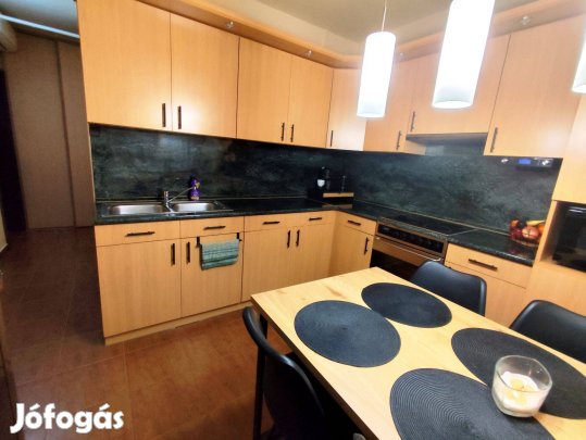 Örökösföldön 2 Szobás Jó Állapotú Erkélyes Lakás Eladó