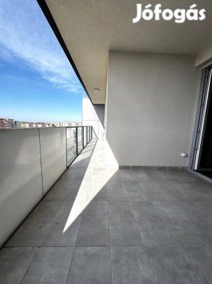 Örökpanorámás Nappali+2 szobás lakás eladó