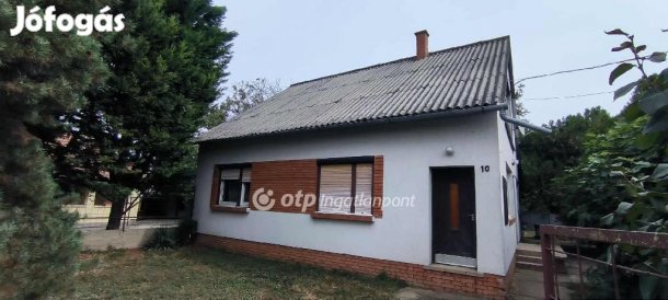 Orosházai 110 nm-es ház eladó