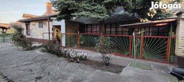 Orosházai eladó 90 nm-es ház
