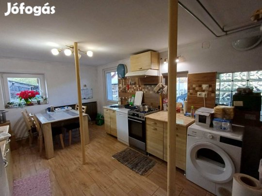 Orosházán 2 szobás családiház eladó