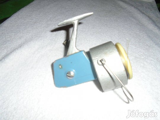 Orosz Delfin 12 horgászorsó 1