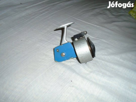 Orosz Delfin 12 horgászorsó 3