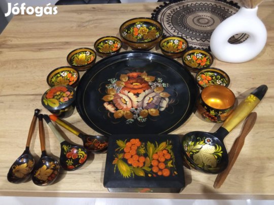 Orosz Khokhloma kézzel festett fa tálaló szett, népi dekoráció