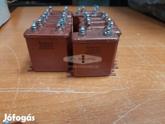 Orosz , Új ,elektrolit kondenzátor , 4 mikrofarad ,több darab