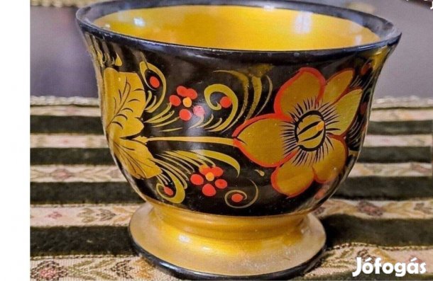 Orosz fa kézzel festett tégelyek