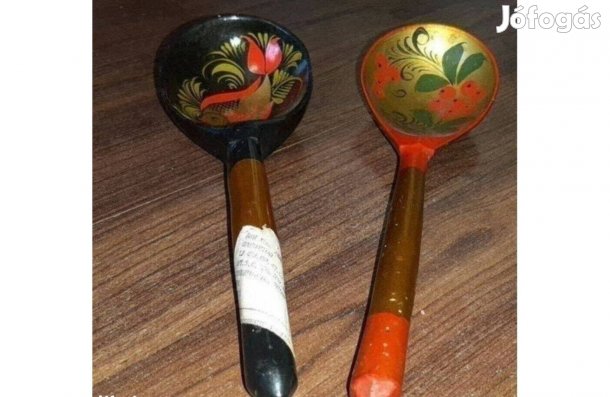 Orosz kézzel festett fakanalak
