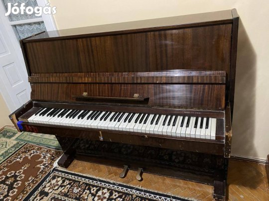 Orosz páncéltőkés Pianinó Zongora 1973 -as Moszkvai Hangszergyár