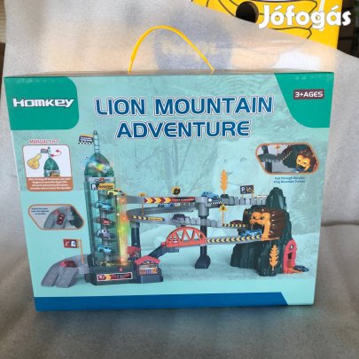 Oroszlánbarlang Játék autópálya 4 autóval