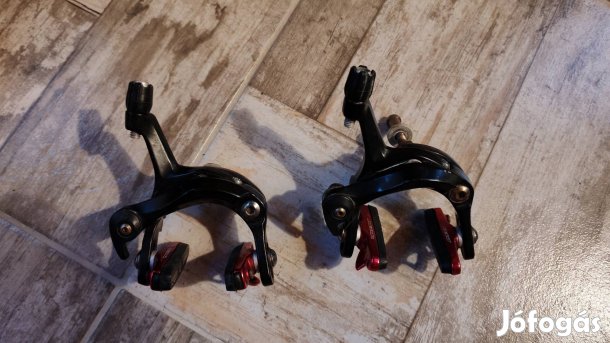 Országúti első hátsó fék