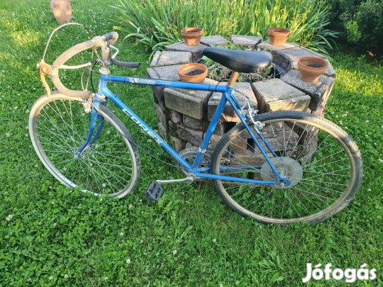 Országúti kerékpár 