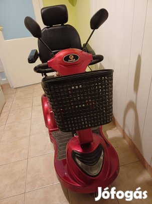 Ortoprofil háromkerekű elektromos moped