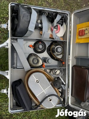 Orvosi elsősegély lélegeztető láda doboz 