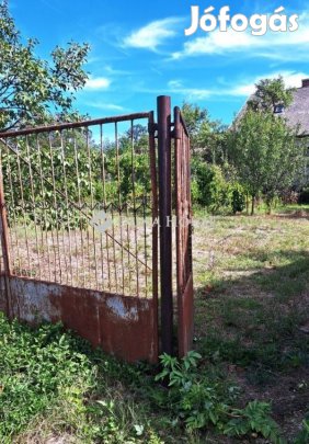 Ösküi 1011 nm-es telek eladó