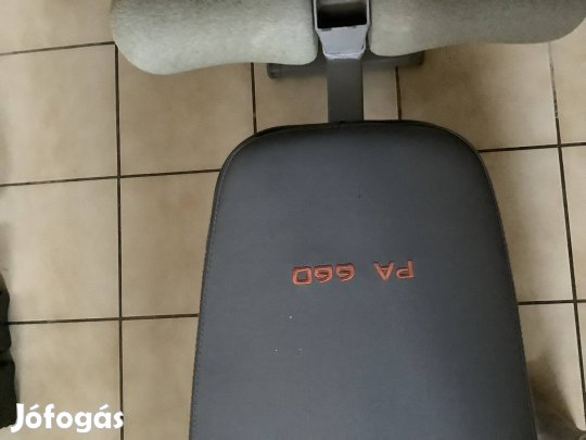 Összecsukható Hasi edzőpad 