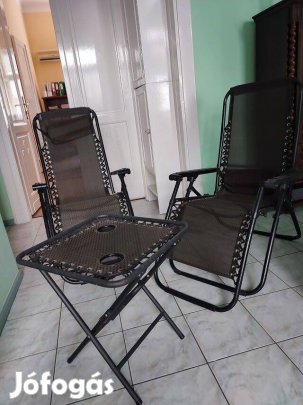 Összecsukható kerti székek+asztal