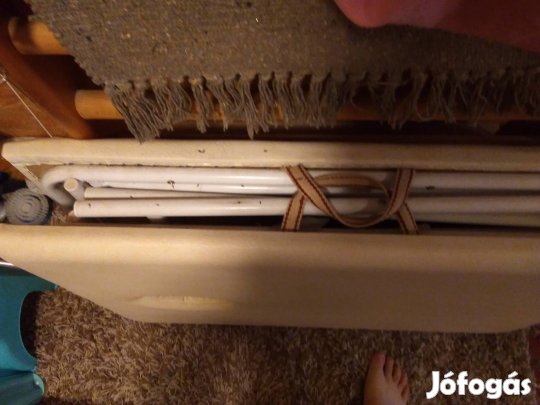 Összecsukható masszázságy eladó! 