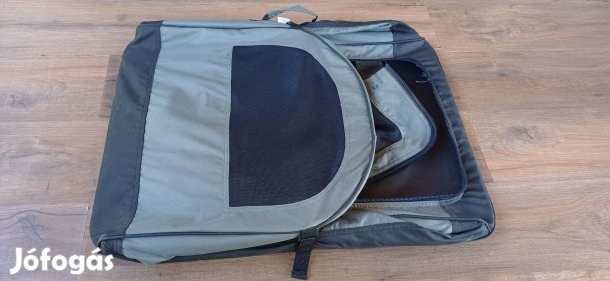 Összecsukható mobil kutyaház decathlonos