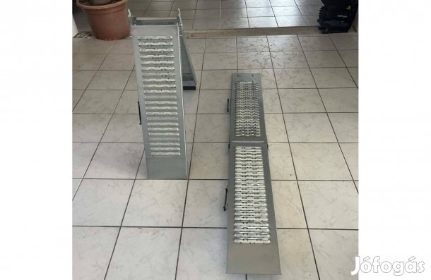 Összecsukható rámpa kerti traktorhoz, quadhoz, motorhoz!!!!