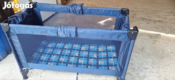 Összecsukható utazóágy