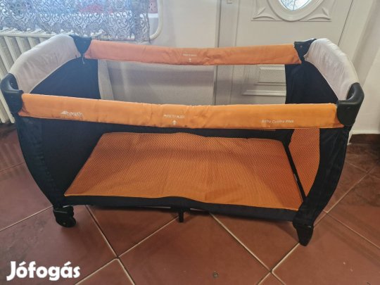 Összecsukható utazóágy