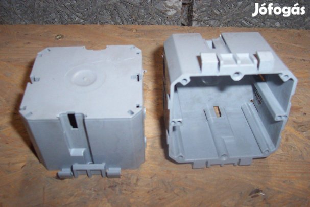 Összekötő / műanyag villanyszerelő doboz 6,5cmX7cm