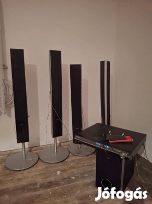 Oszlopos hangfal erősítővel