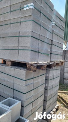 Oszlopzsalu/piller 30x30/25 cm - eladó