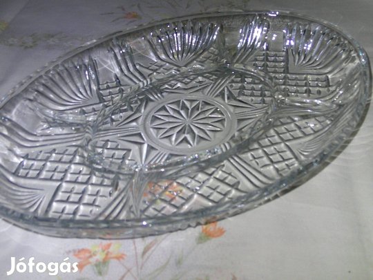 Osztott üveg tál