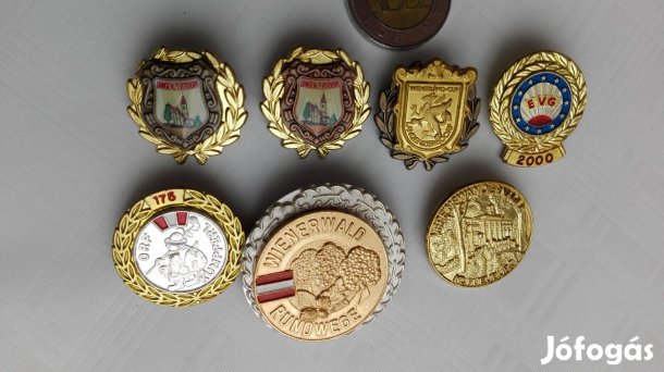 Osztrák Turista jelvény 7 db szép régi db-ok