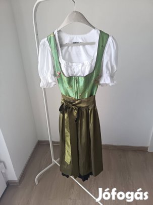 Osztrák népviseleti ruha 